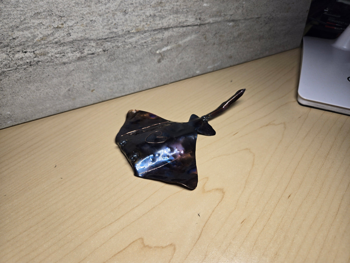 Metal stingray bottle opener