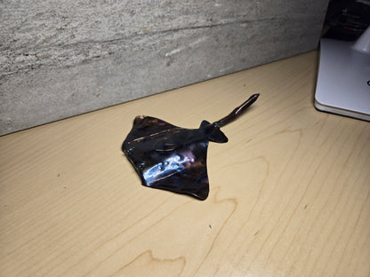 Metal stingray bottle opener